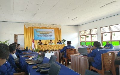 Buka MGMP SMAN Binino 2025, Koorwas Tekankan Merubah Pola Pikir